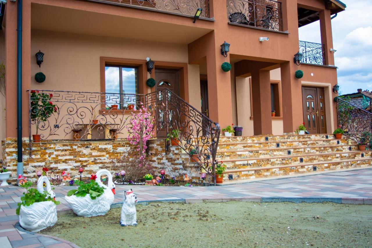 CASA ERk Calimanesti Exterior foto