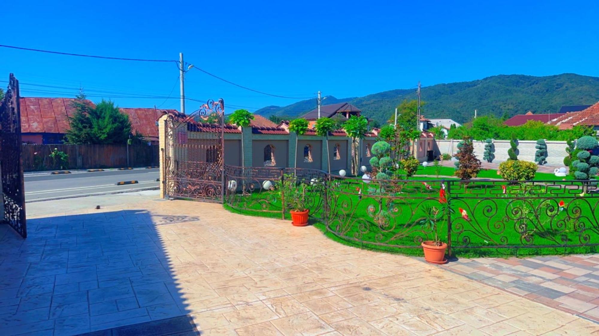 CASA ERk Calimanesti Exterior foto