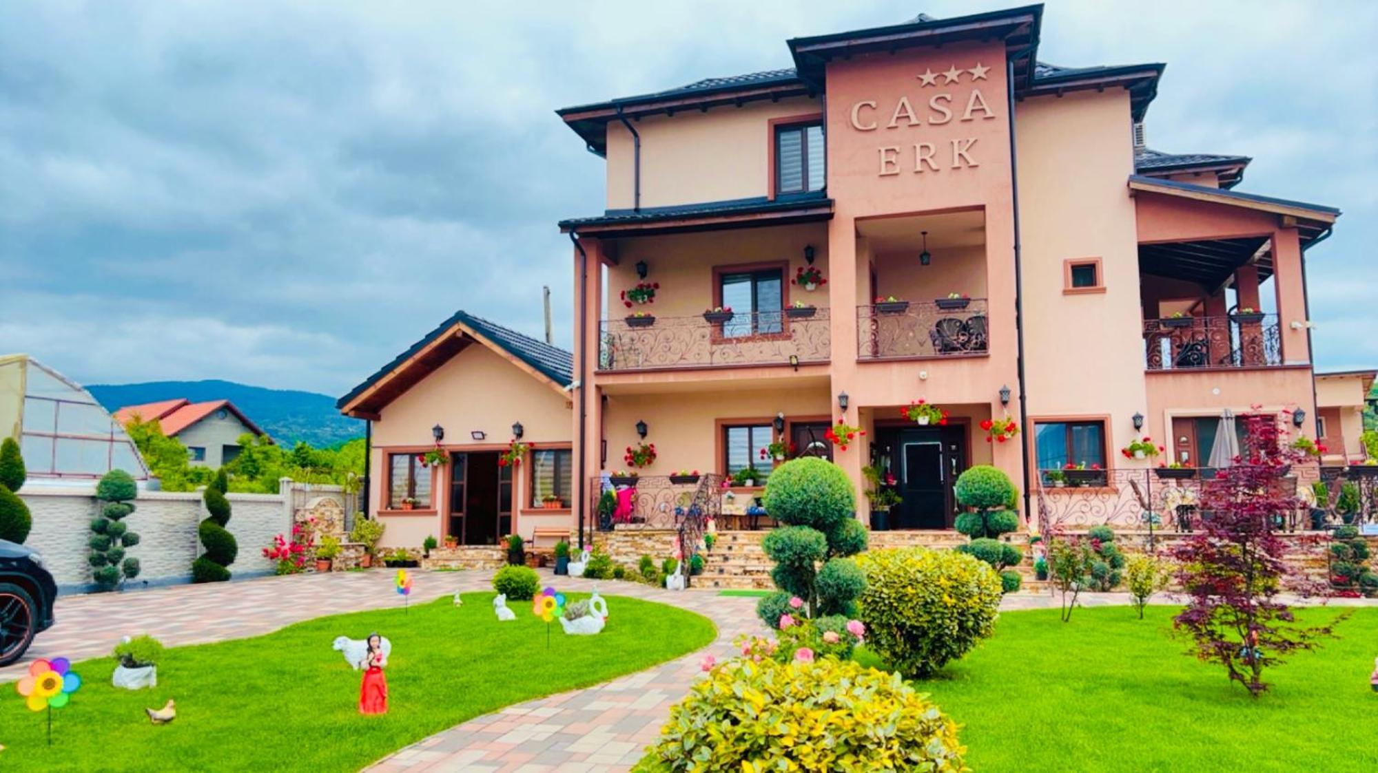 CASA ERk Calimanesti Exterior foto